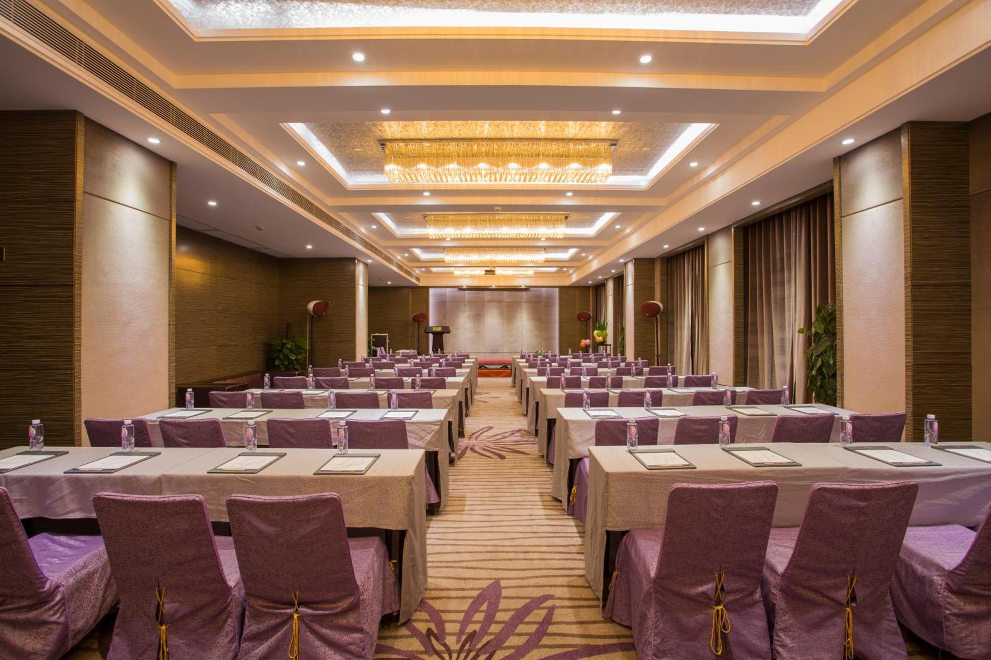La Perle International Hotel - Free Shuttle Between Hotel And Exhibition Center During Canton Fair & Exhibitor Registration Counter Buitenkant foto